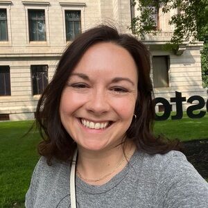 Welcome! Meet your Posher, Rachel & like to bookmark